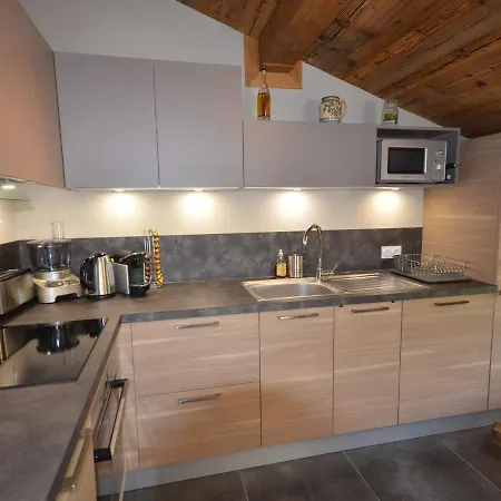 Apartment - Superbe Avec Terrasse, Poele A Bois Et Garage - Fr-1-623-47 Les Gets